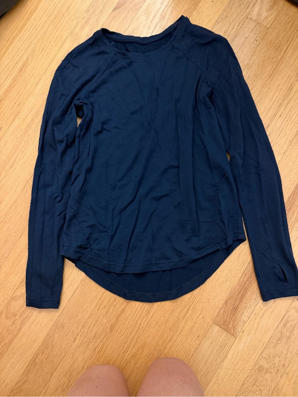 Women's Long-Sleeve Navy Crewneck Top